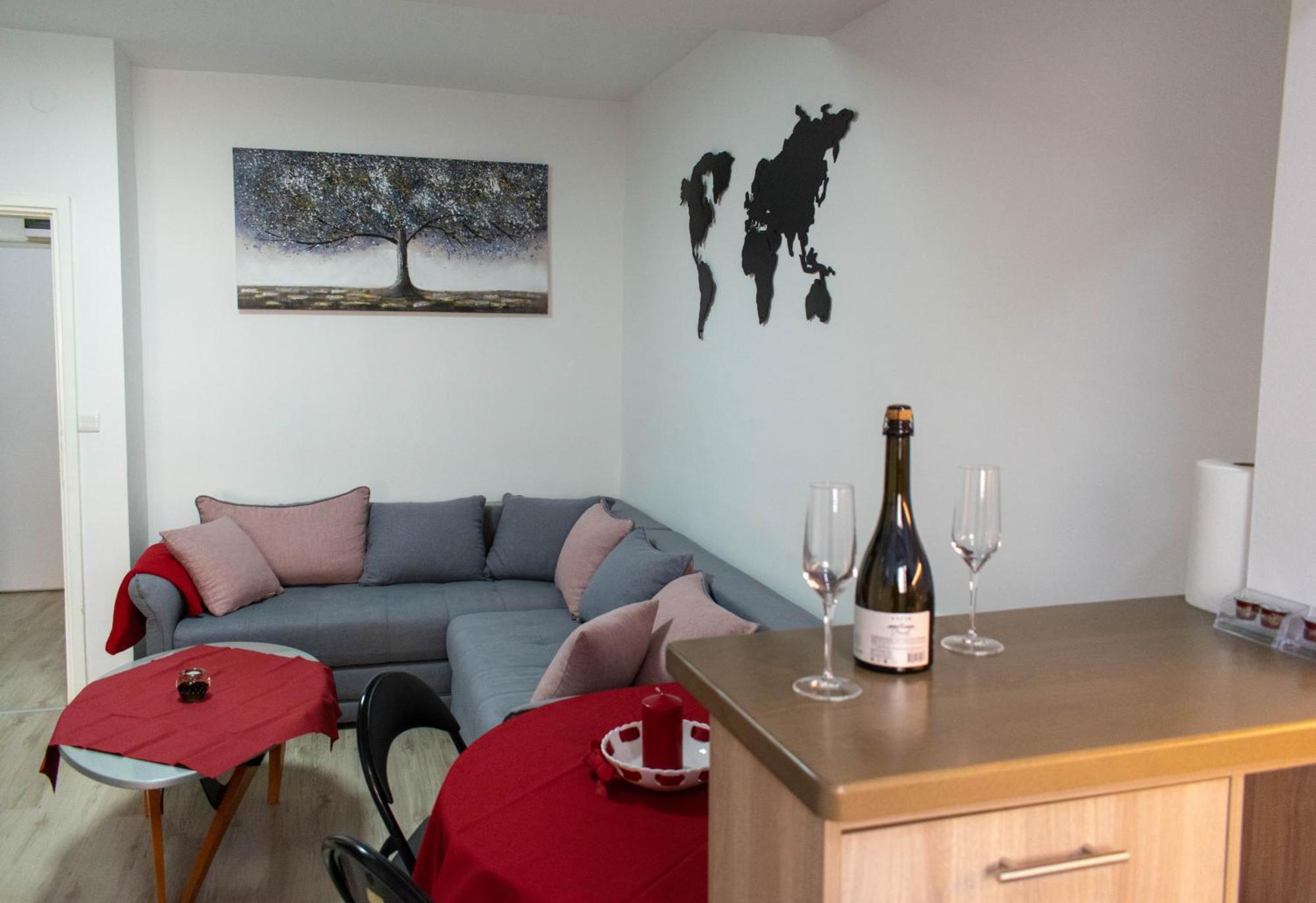 Stefanoski Apartments Скопье Экстерьер фото